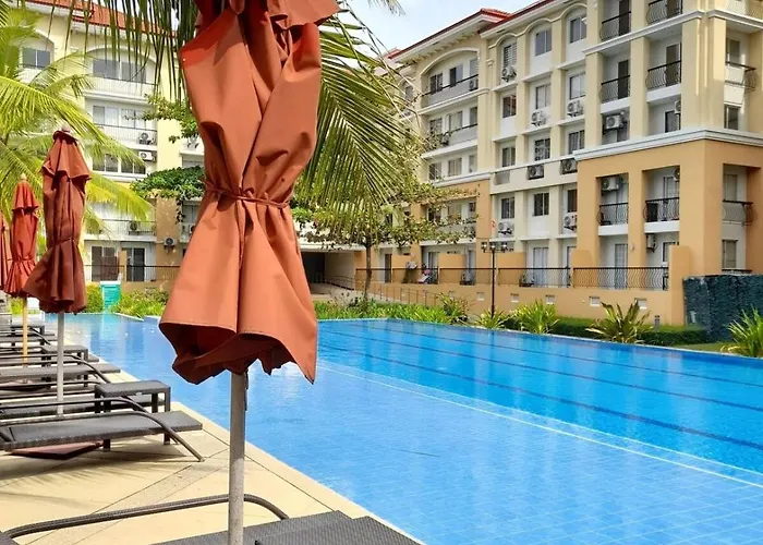 Top-floor 2bedroom In With Pool - Free Fast&unli Wi-fi Netflix Complete Kitchen *