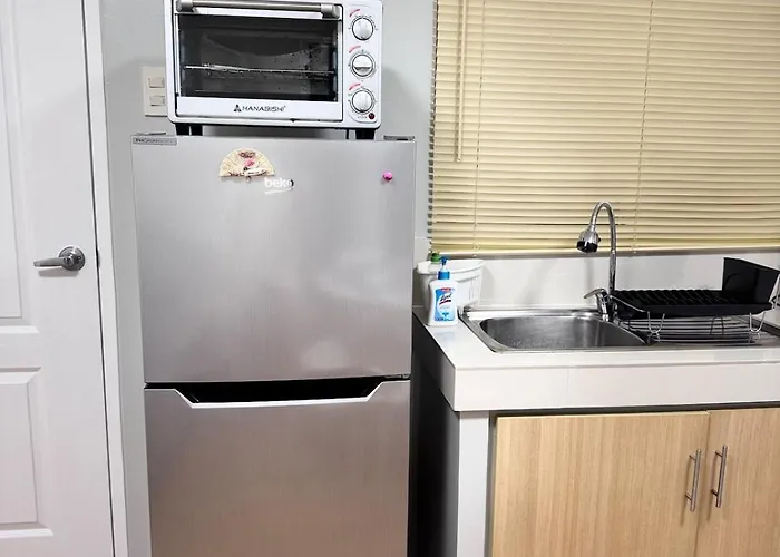 Top-floor 2bedroom In With Pool - Free Fast&unli Wi-fi Netflix Complete Kitchen Cebu