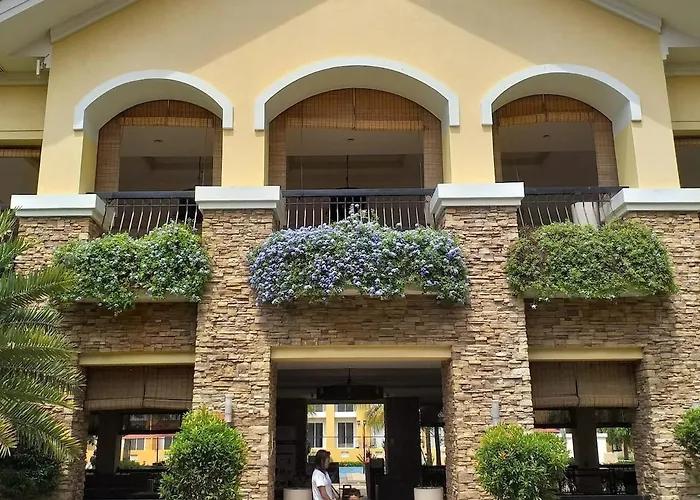 Apartment Top-floor 2bedroom In With Pool - Free Fast&unli Wi-fi Netflix Complete Kitchen