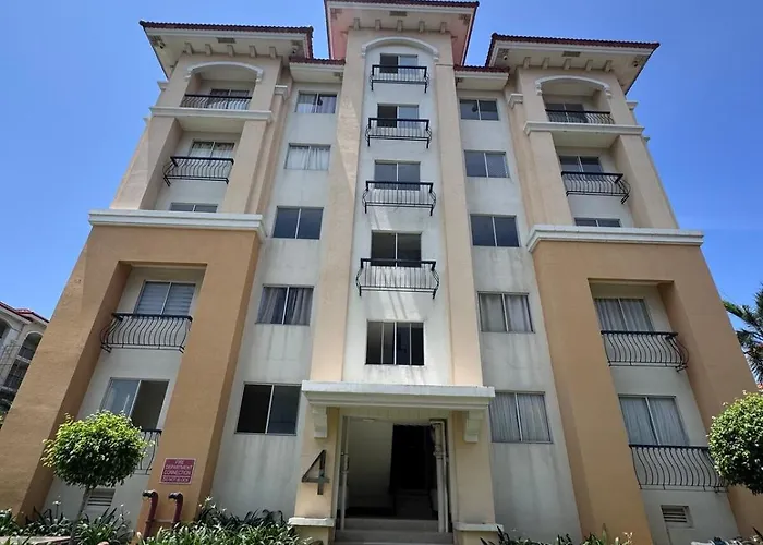 Top-floor 2bedroom In With Pool - Free Fast&unli Wi-fi Netflix Complete Kitchen Apartment Cebu