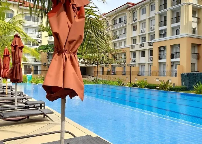 Top-floor 2bedroom In With Pool - Free Fast&unli Wi-fi Netflix Complete Kitchen