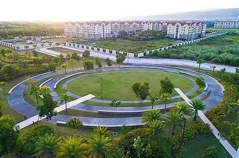 Top-floor 2bedroom In With Pool - Free Fast&unli Wi-fi Netflix Complete Kitchen * Cebu